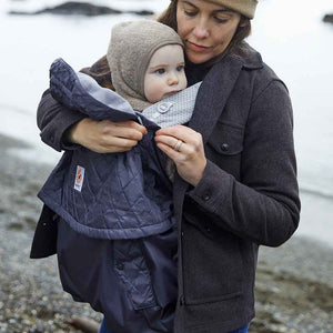 Ergobaby All-Weather Cover - Charcoal Lifestyle 2