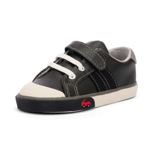 See Kai Run Lucci Sneaker - Black Leather/Grey 7
