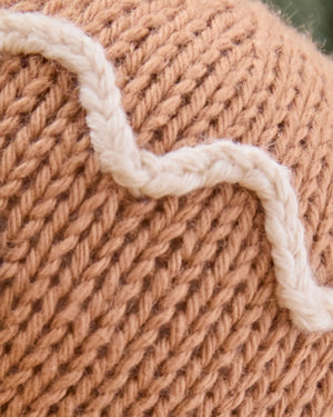 cuddle + kind Hand-Knit Baby Animal - Gingerbread (Icing White) Crown icing Detail