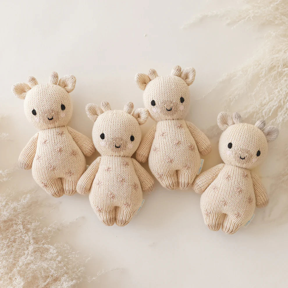 cuddle + kind Hand-Knit Baby Animal - Giraffe Lifestyle 1