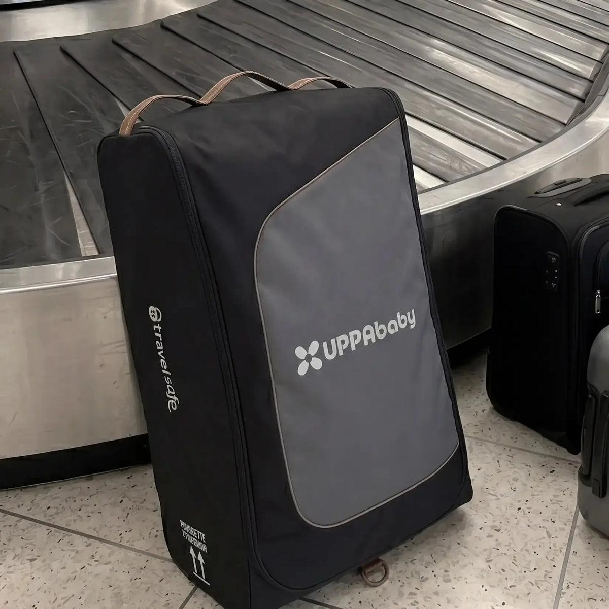UPPAbaby V3 TravelSafe Travel Bag for Vista/Vista V2/Vista V3 & Cruz/Cruz V2/Cruz V3 - Lifestyle