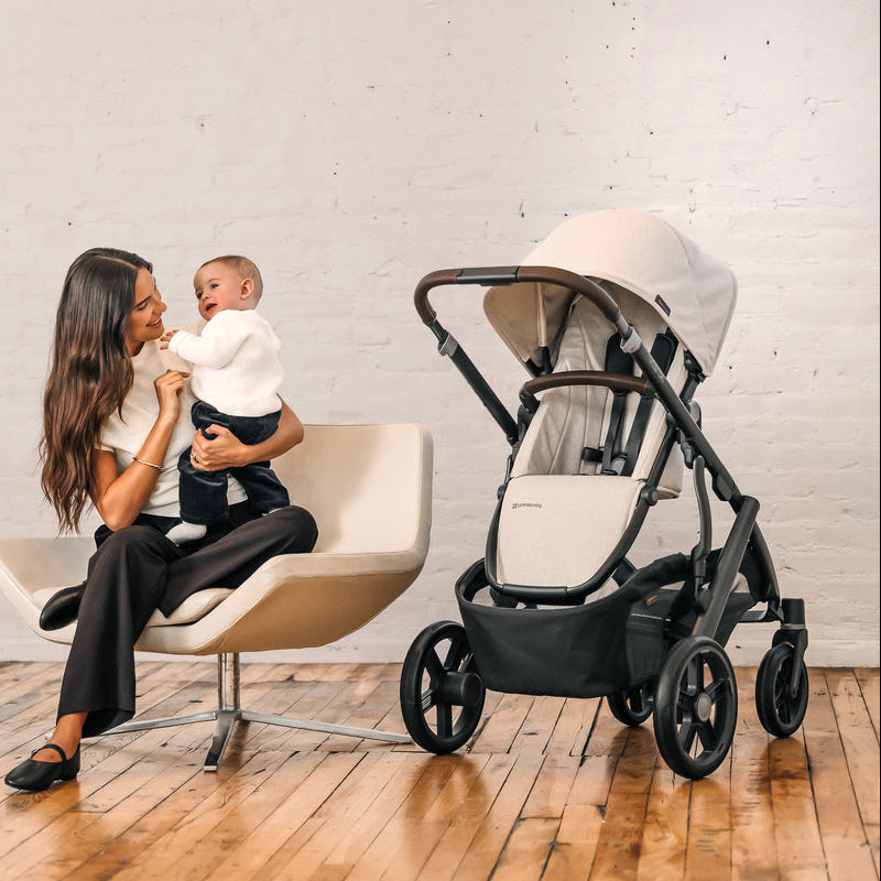 UPPAbaby Vista V3 Stroller - Ada (Sandstone Melange | Carbon Frame | Chestnut Leather) - Lifestyle 1