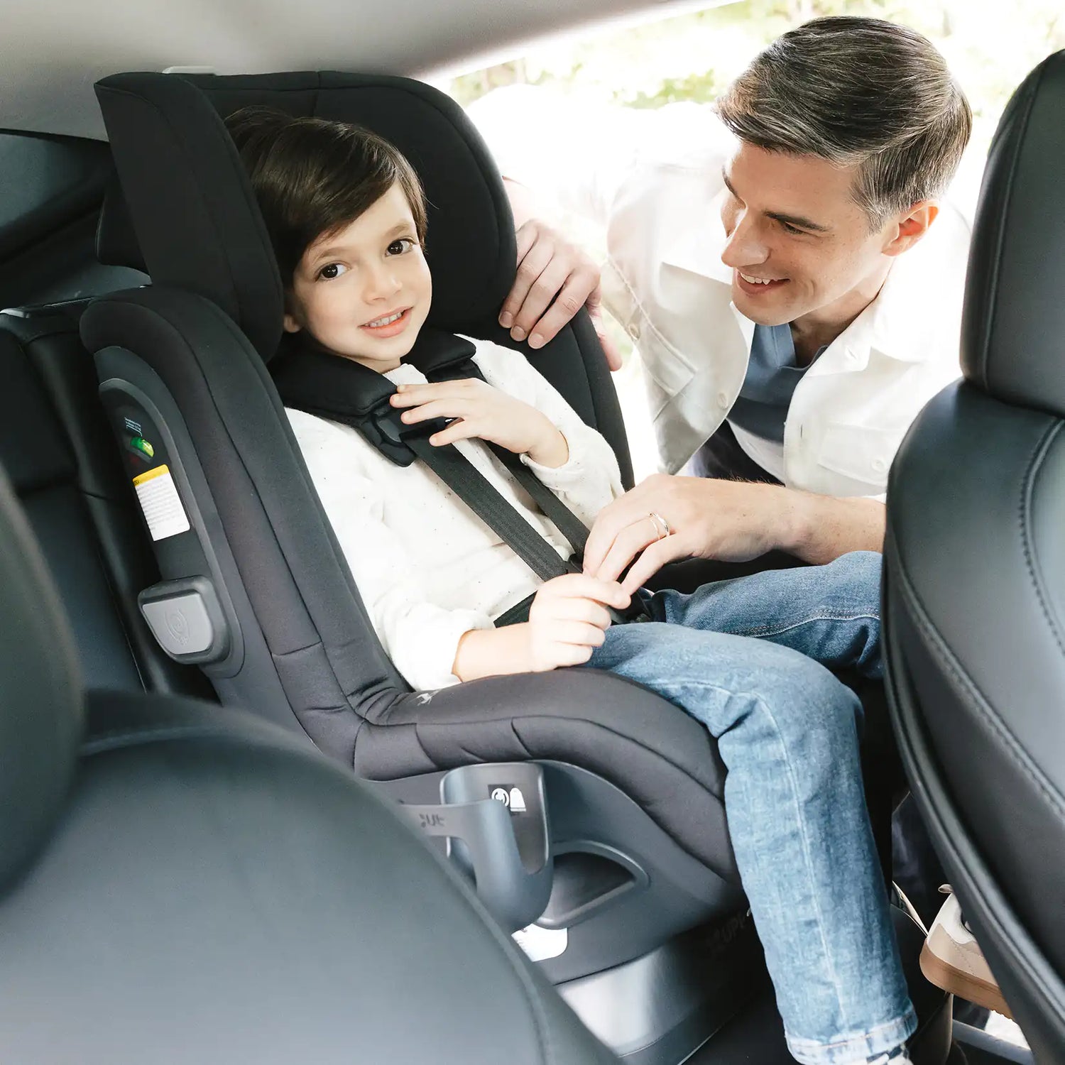UPPAbaby Rove Convertible Car Seat - Jake Lifestyle