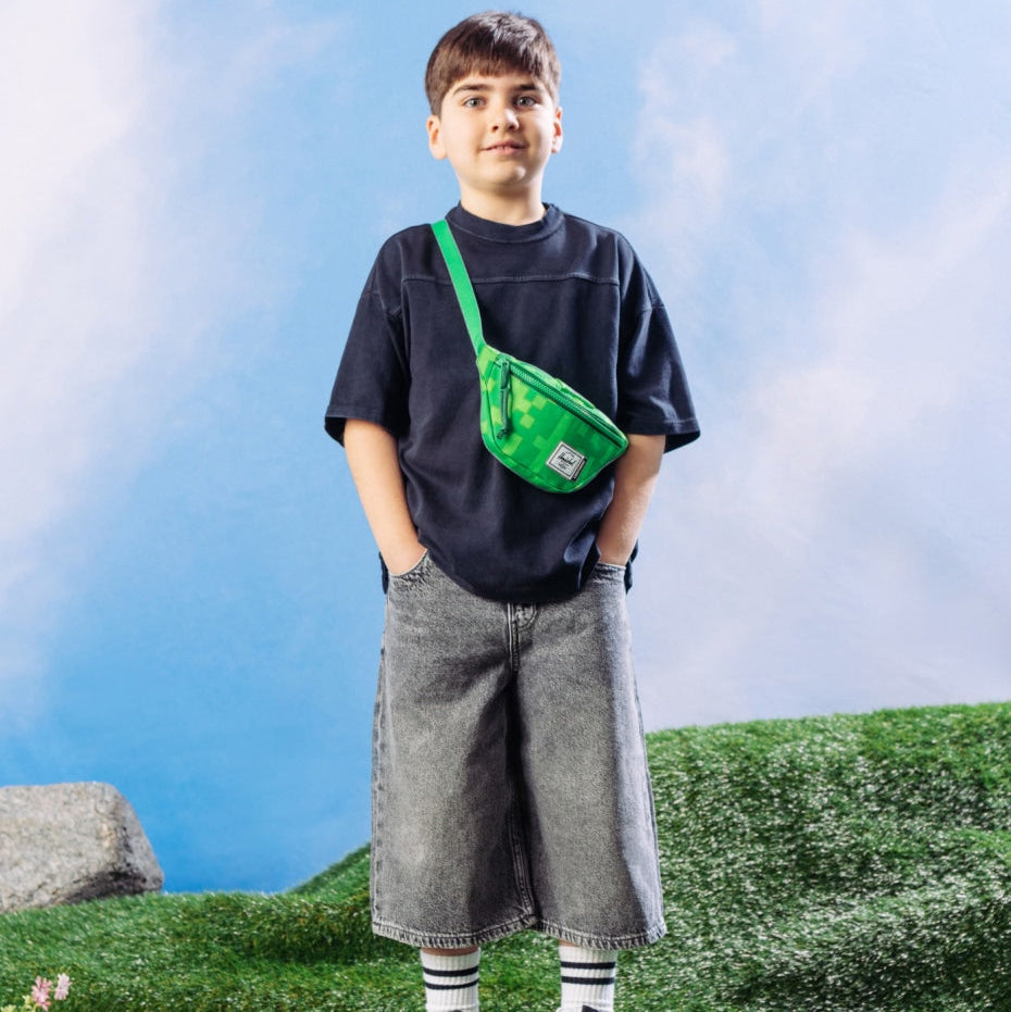 Herschel Minecraft™ Collection Heritage Hip Pack Kids - Creeper Lifestyle 2