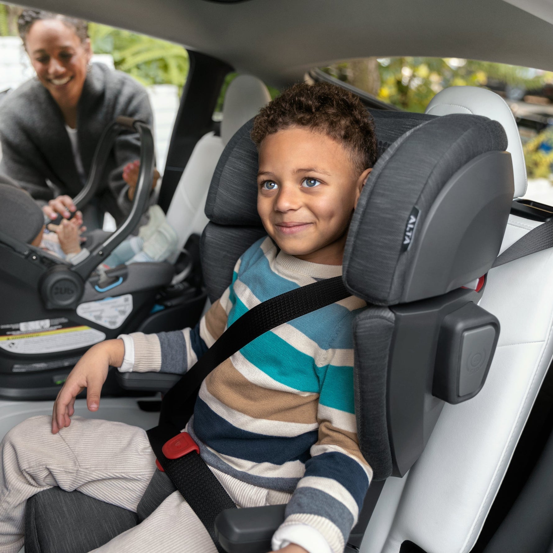 UPPAbaby Alta V2 High-Back Booster Seat - Lifestyle 2