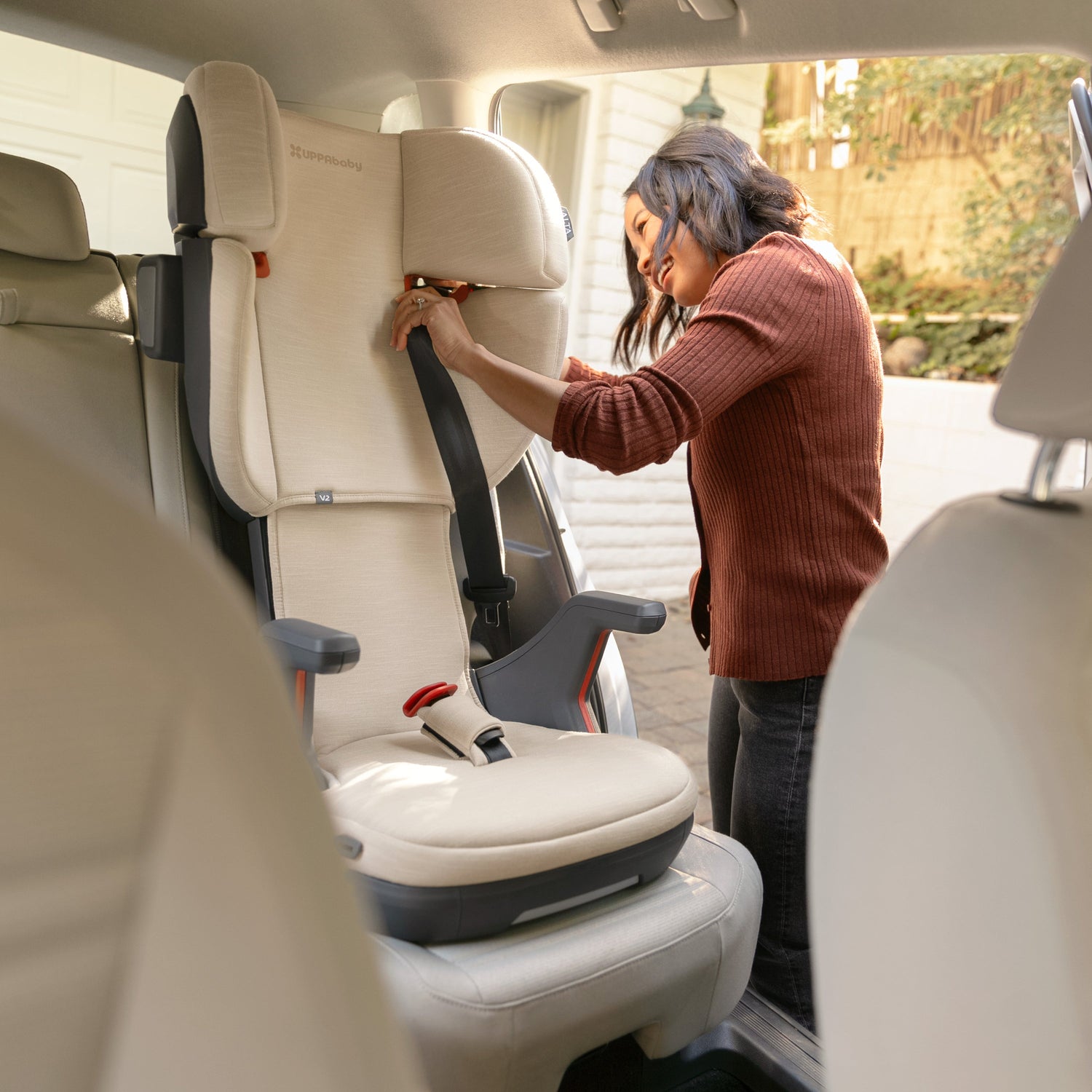 UPPAbaby Alta V2 High-Back Booster Seat - Lifestyle 4