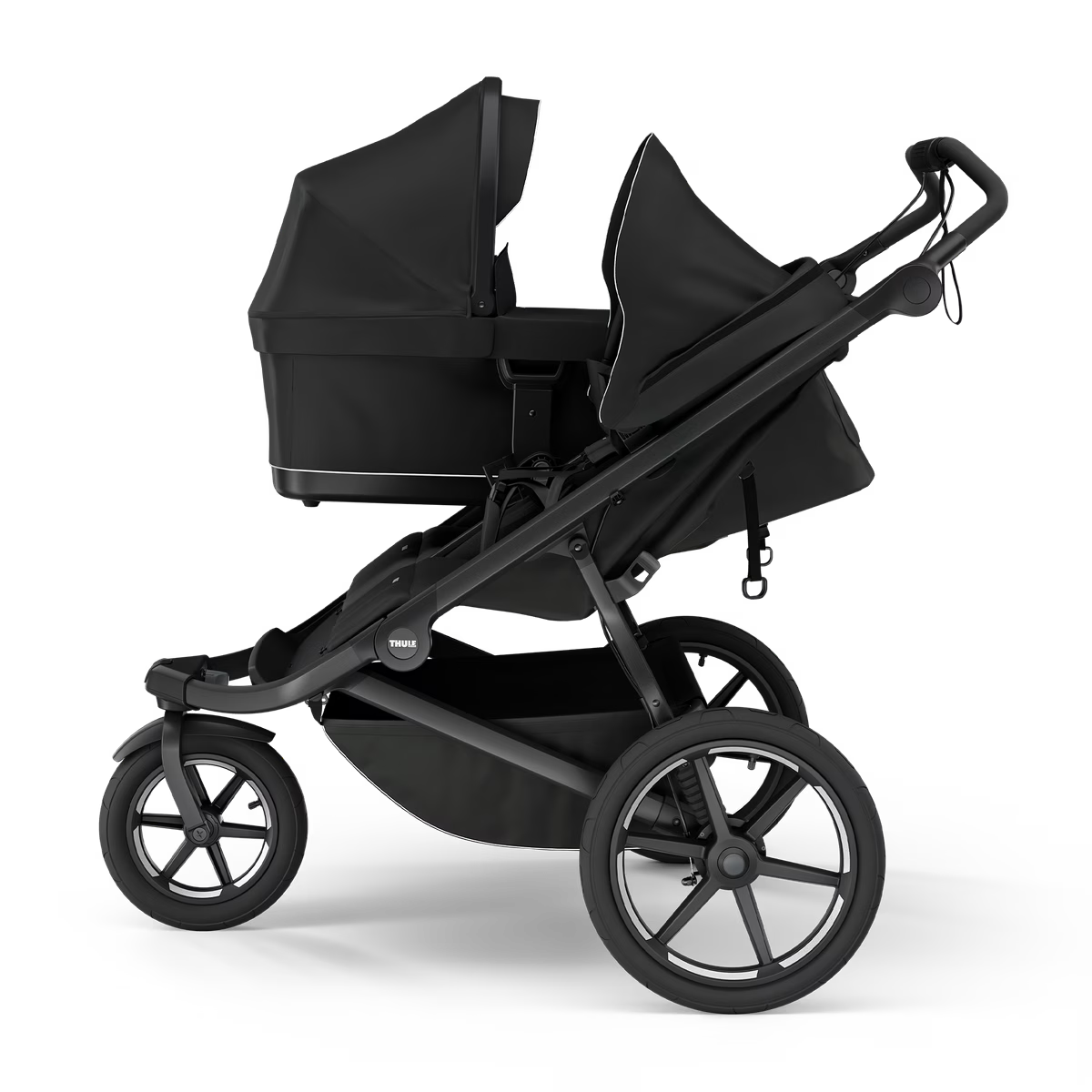 Thule Bassinet Side View on Thule Urban Glide 3 Single Stroller With Seat Fabric And Canopy On.