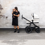 Thule Bassinet - Lifestyle 1