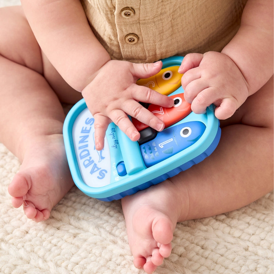 Itzy Ritzy Bitzy Tunes™ Musical Piano Toy - Sardines Lifestyle 2
