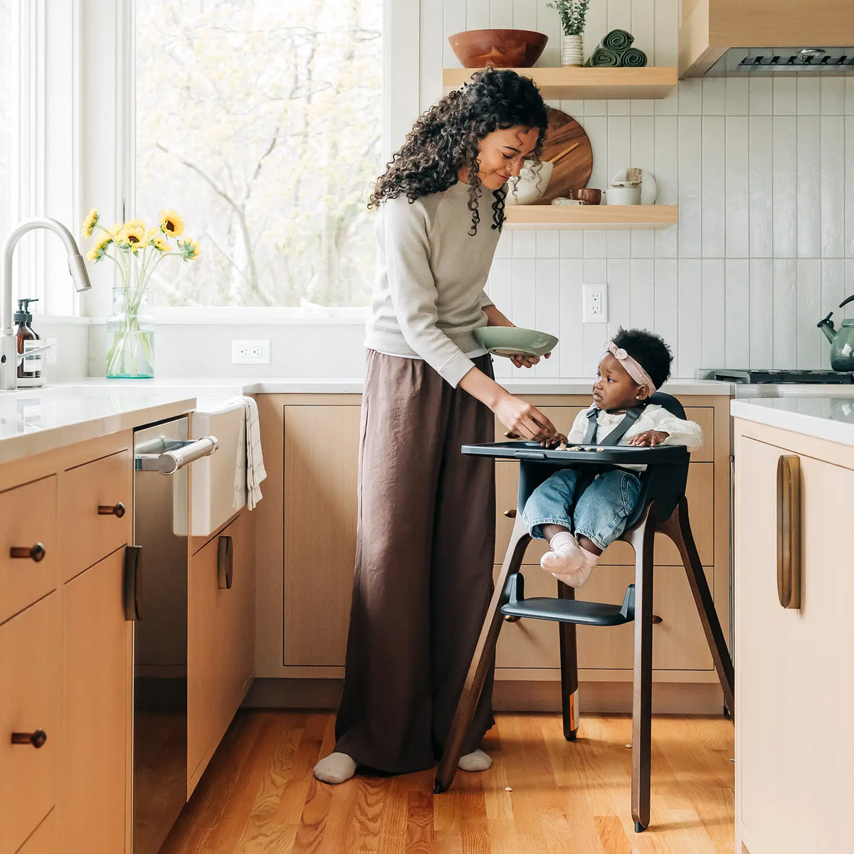UPPAbaby Ciro V2 High Chair - Lifestyle 1