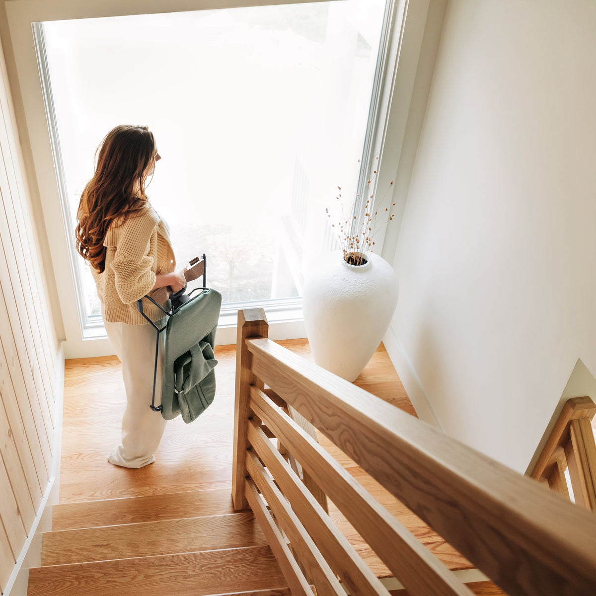 UPPAbaby Mira V2 3-in-1 Bouncer - Maddie - Lifestyle 3