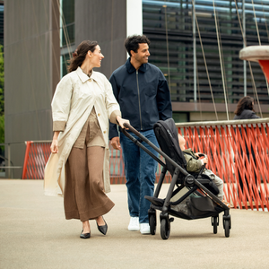 Nuna SWIV Stroller - Lifestyle 2