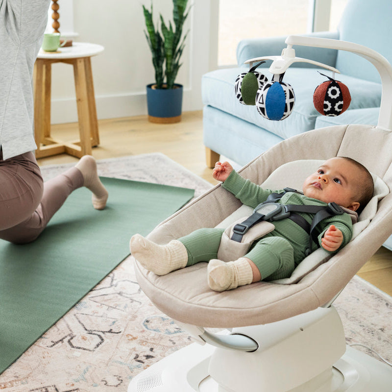 UPPAbaby Mamaroo Smart Swing - Lifestyle 4