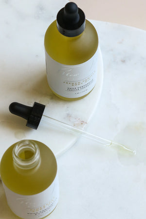 Glow Jar Beauty French Vanilla Body Oil Texture Detail