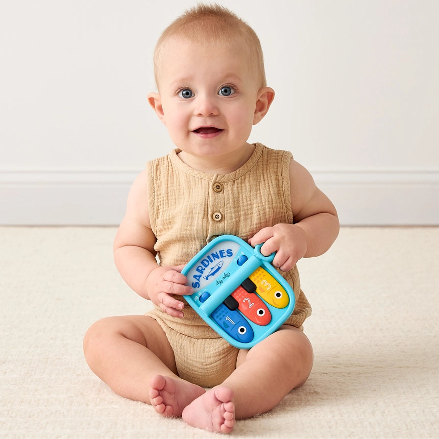 Itzy Ritzy Bitzy Tunes™ Musical Piano Toy - Sardines Lifestyle 1