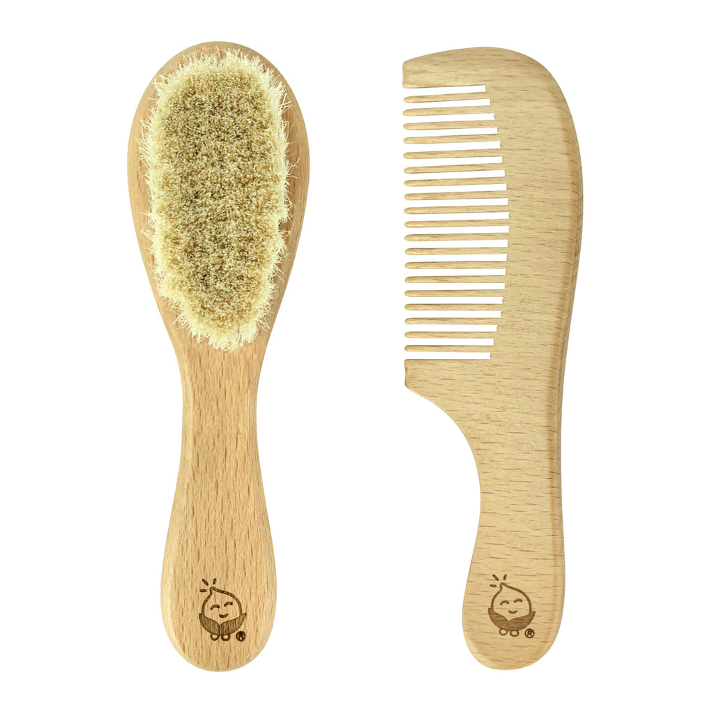 Green Sprouts brush Green Sprouts Baby Brush and Comb Set