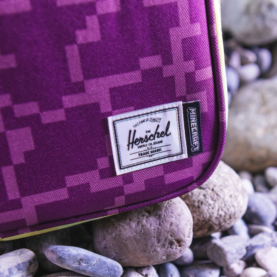 Herschel Minecraft™ Collection Pop Quiz Lunch Box - The End Lifestyle 2