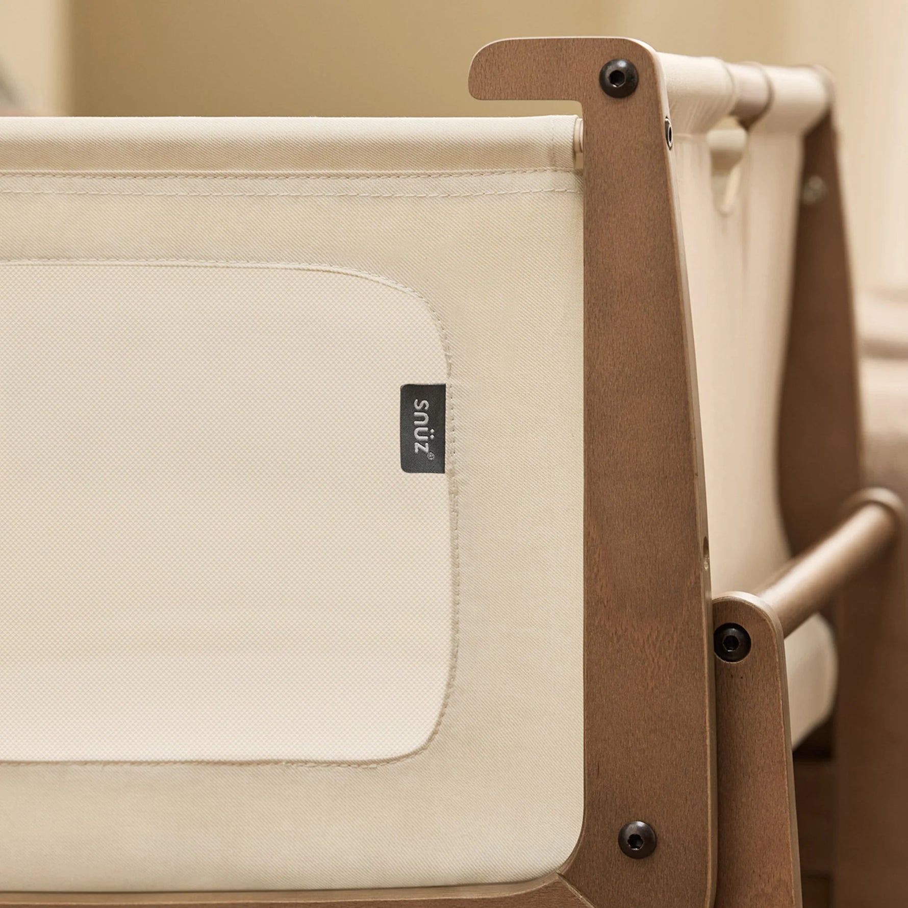 Snuz SnuzPod 5 - Walnut Lifestyle 3