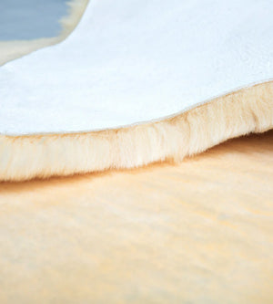 Auckland Sheepskins Baby Lambskin Rug - Short Wool Detail