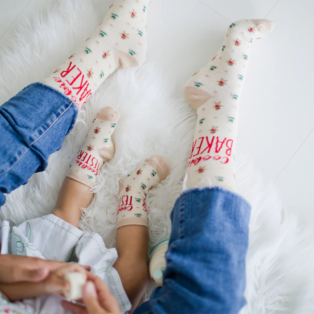 Pearhead Parent & Baby Holiday Sock Set