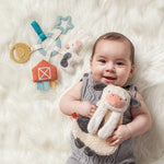 Itzy Ritzy Bitzy Busy Gift Set Lifestyle 1