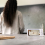 Maxi-Cosi See Pro 360° Baby Monitor & Parent Unit Lifestyle 1