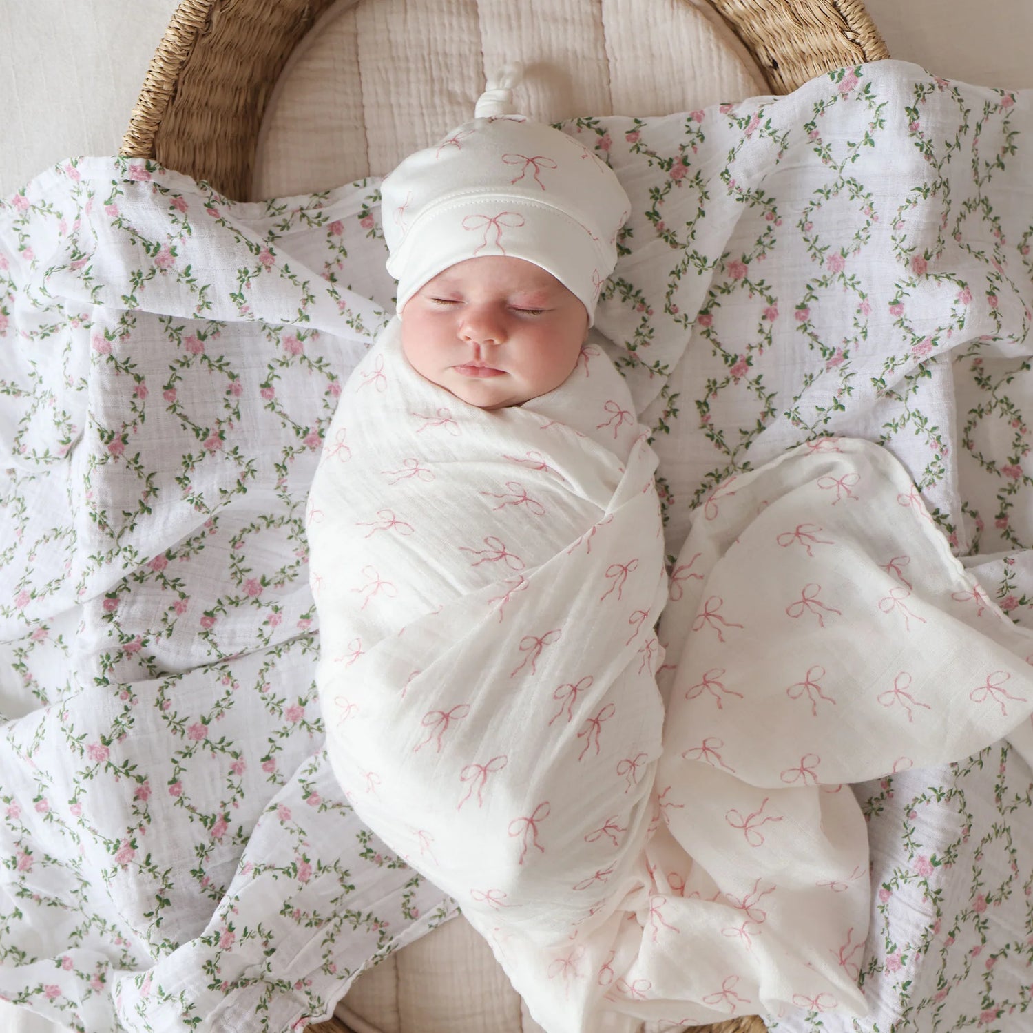 Lulujo Muslin Swaddle Blanket - Rose Trellis Lifestyle 1