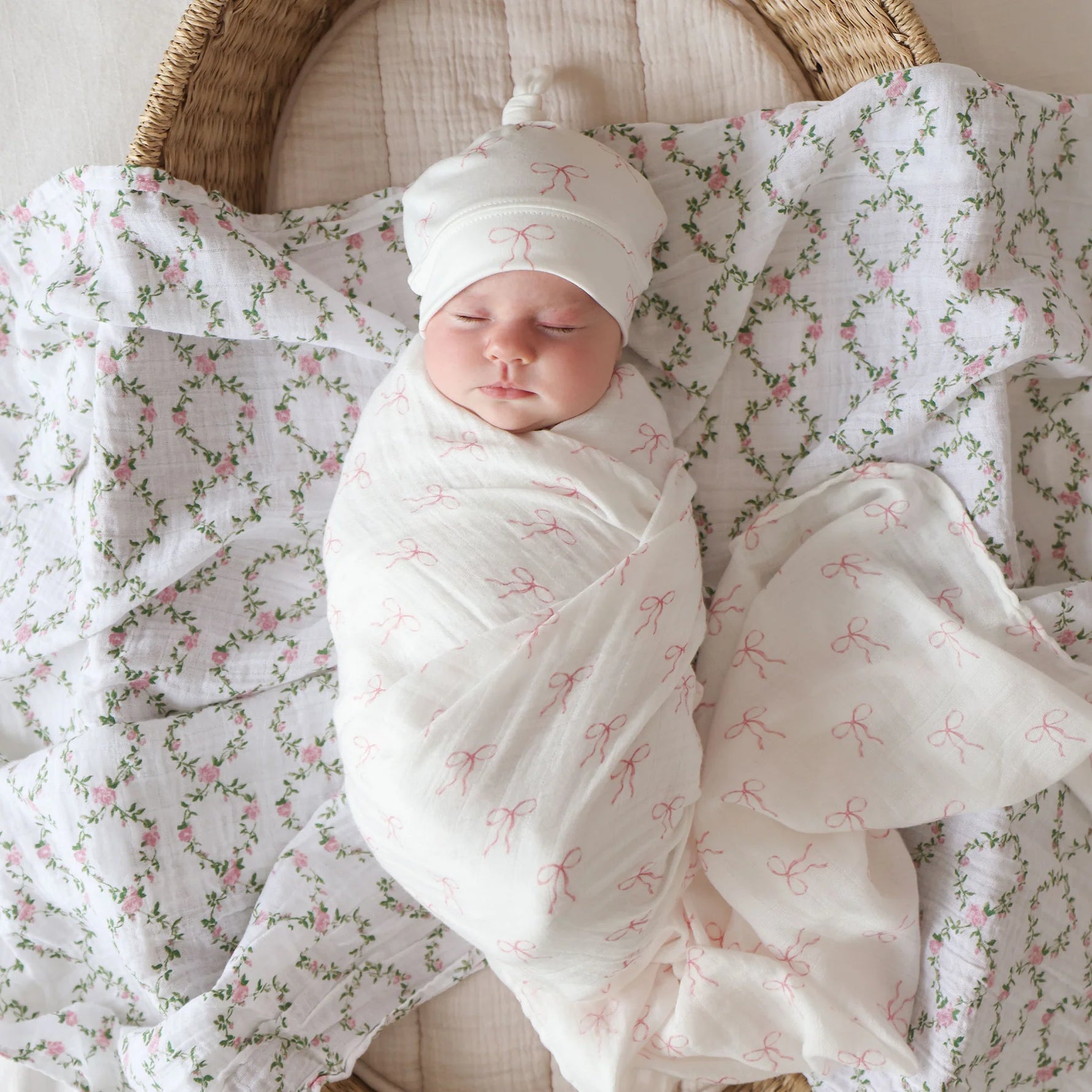 Lulujo Muslin Swaddle Blanket - Rose Trellis Lifestyle 1