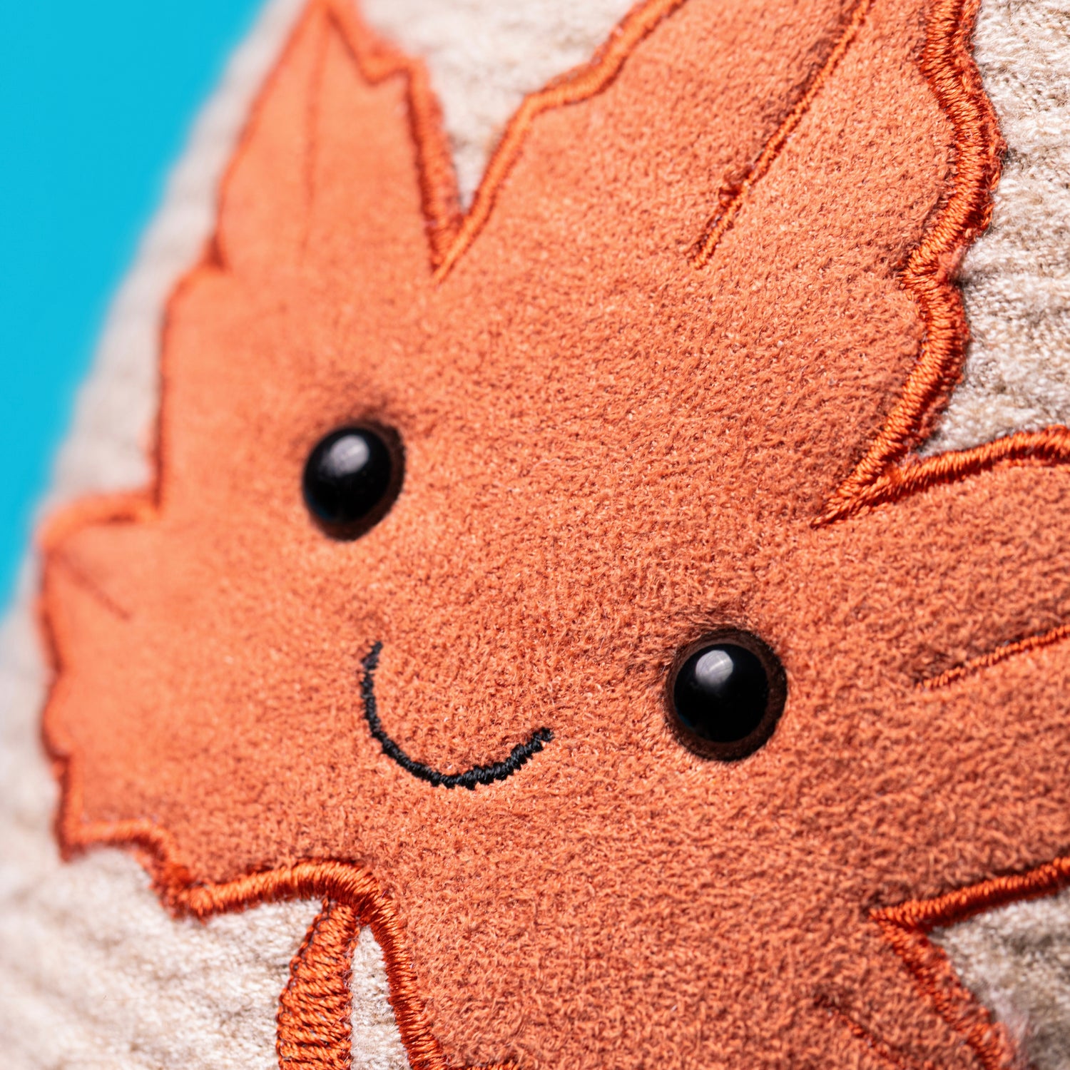 Jellycat Amuseables Maple Syrup (Canadian Independent Exclusive) - Detail