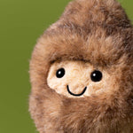 Jellycat Amuseables Peanut Yeti Outfit - Detail