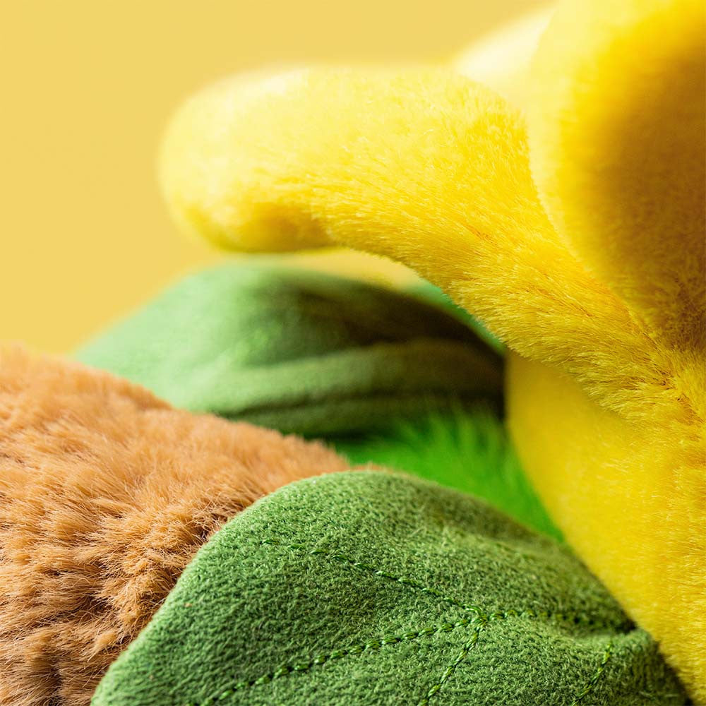 Jellycat Bartholomew Bear Daffodil Outfit - Detail