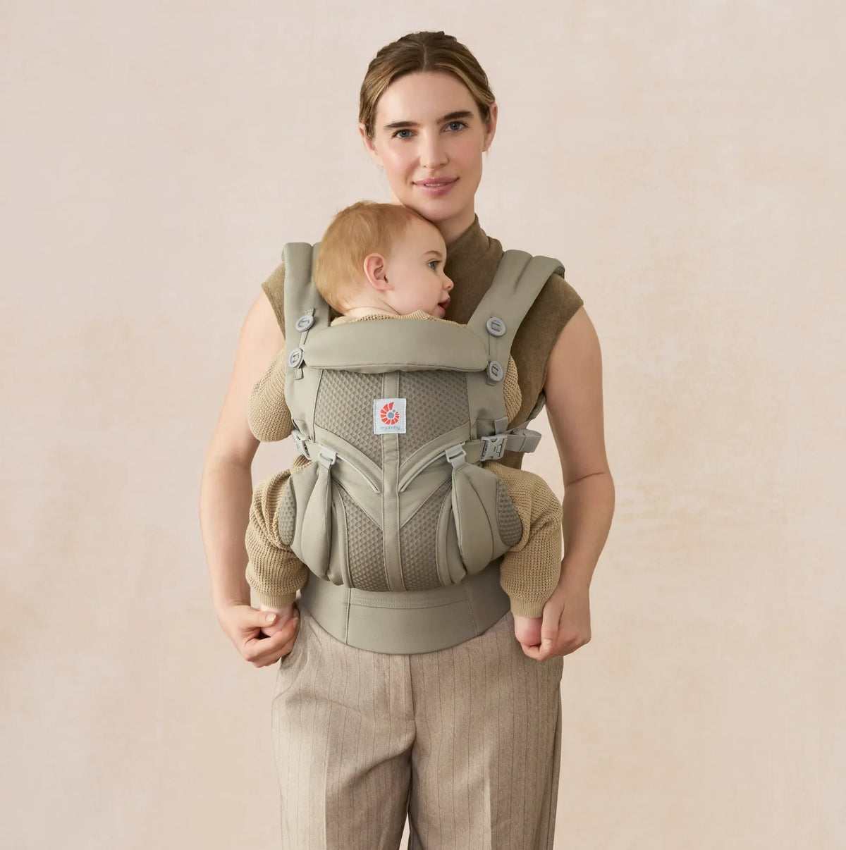 Ergobaby Omni Classic 360 Mesh Baby Carrier - Soft Olive Lifestyle 2