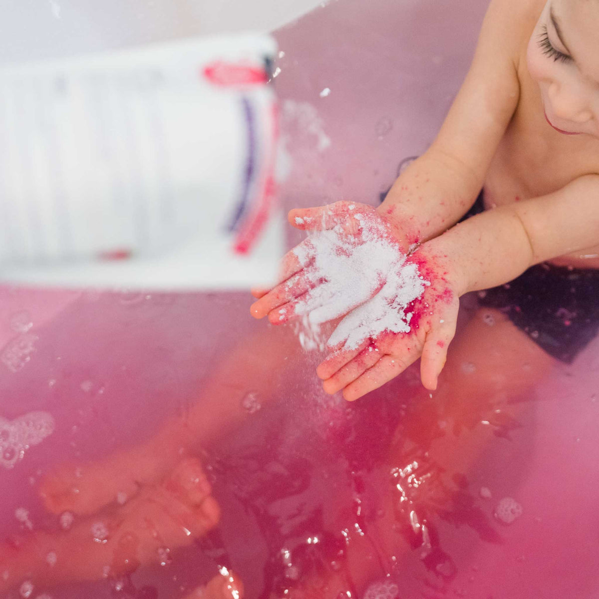 Loot Toy Co. bath accessory Loot Toy Bubble Whoosh Bubble Bath Raspberry - Lifestyle