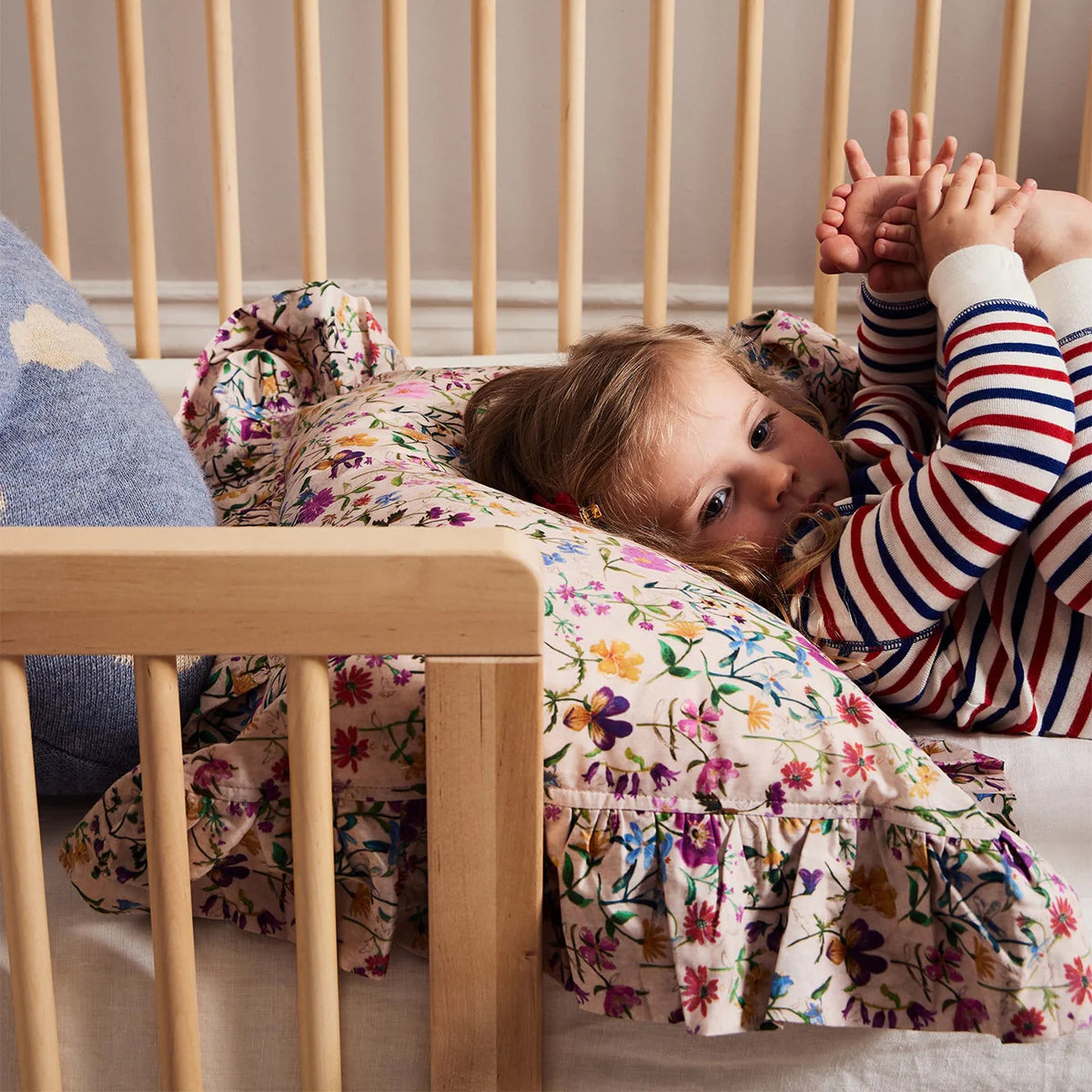 Oeuf Moss Crib Toddler Bed Conversion Kit - Lifestyle 2