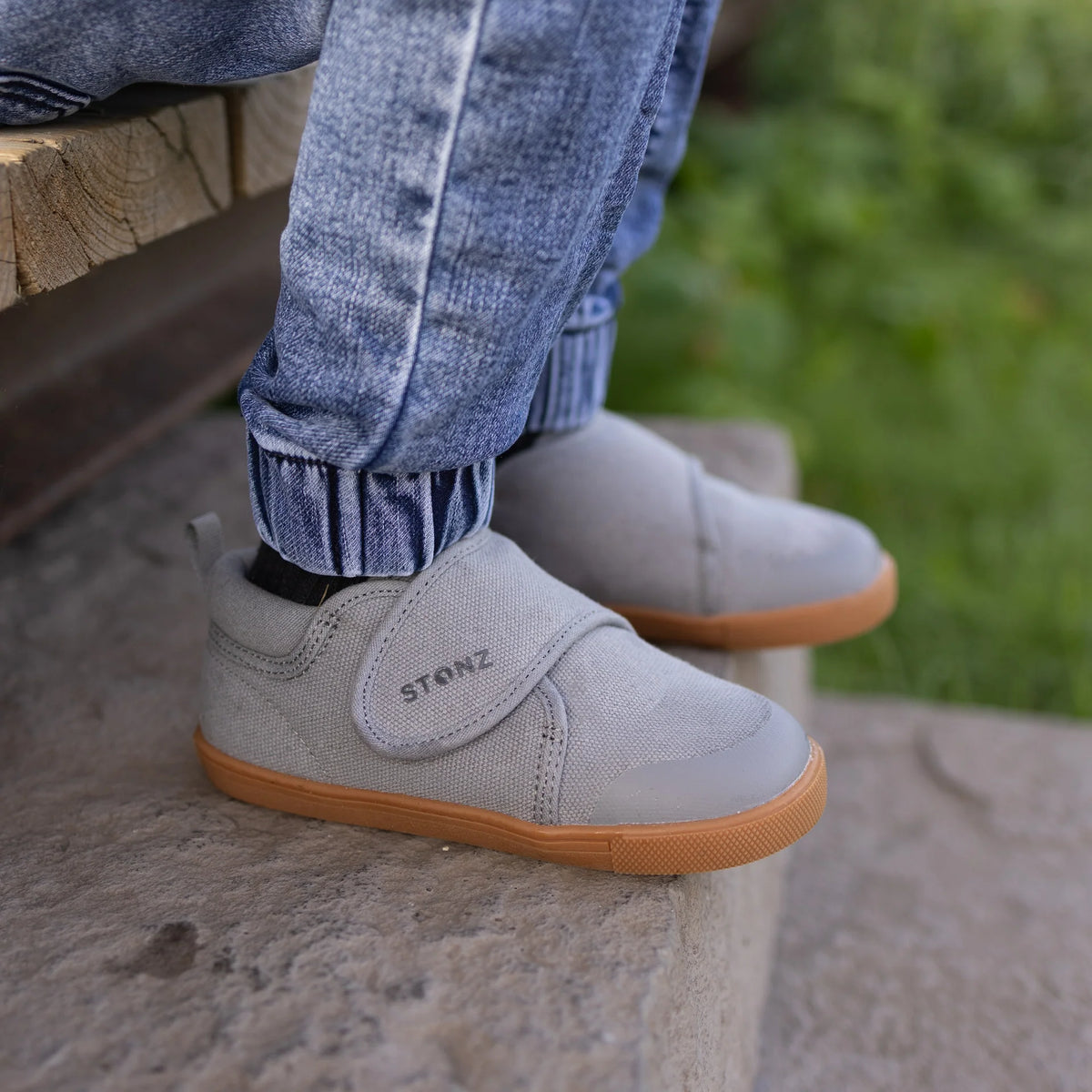 Stonz Cruiser Natural Toddler Shoes - Steel Lifestyle 1