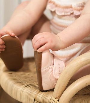 Stonz Cruiser Natural Baby Shoes - Haze Pink - Lifestyle 2