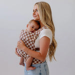 Mabē Monarch Carrier - Mocha Check Lifestyle 3