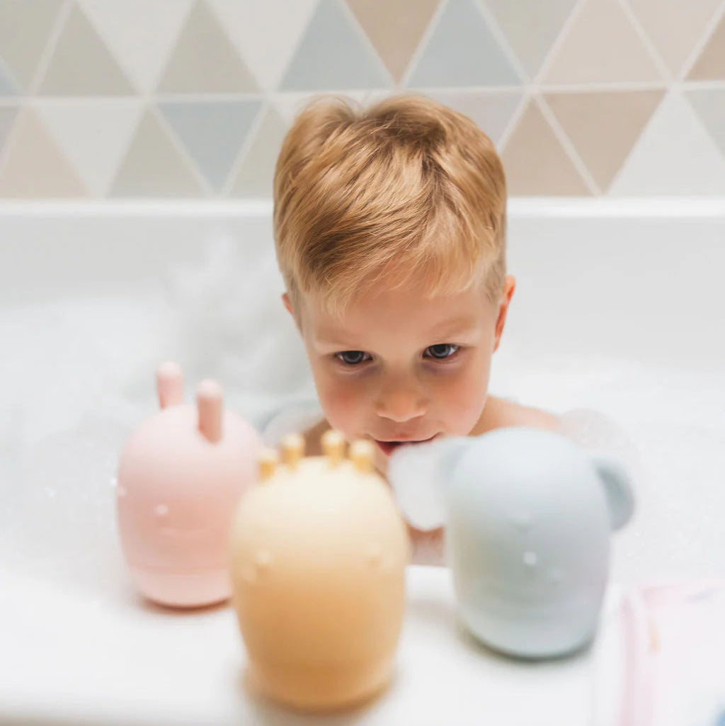 Loulou Lollipop Bath Toy Set Lifestyle 1