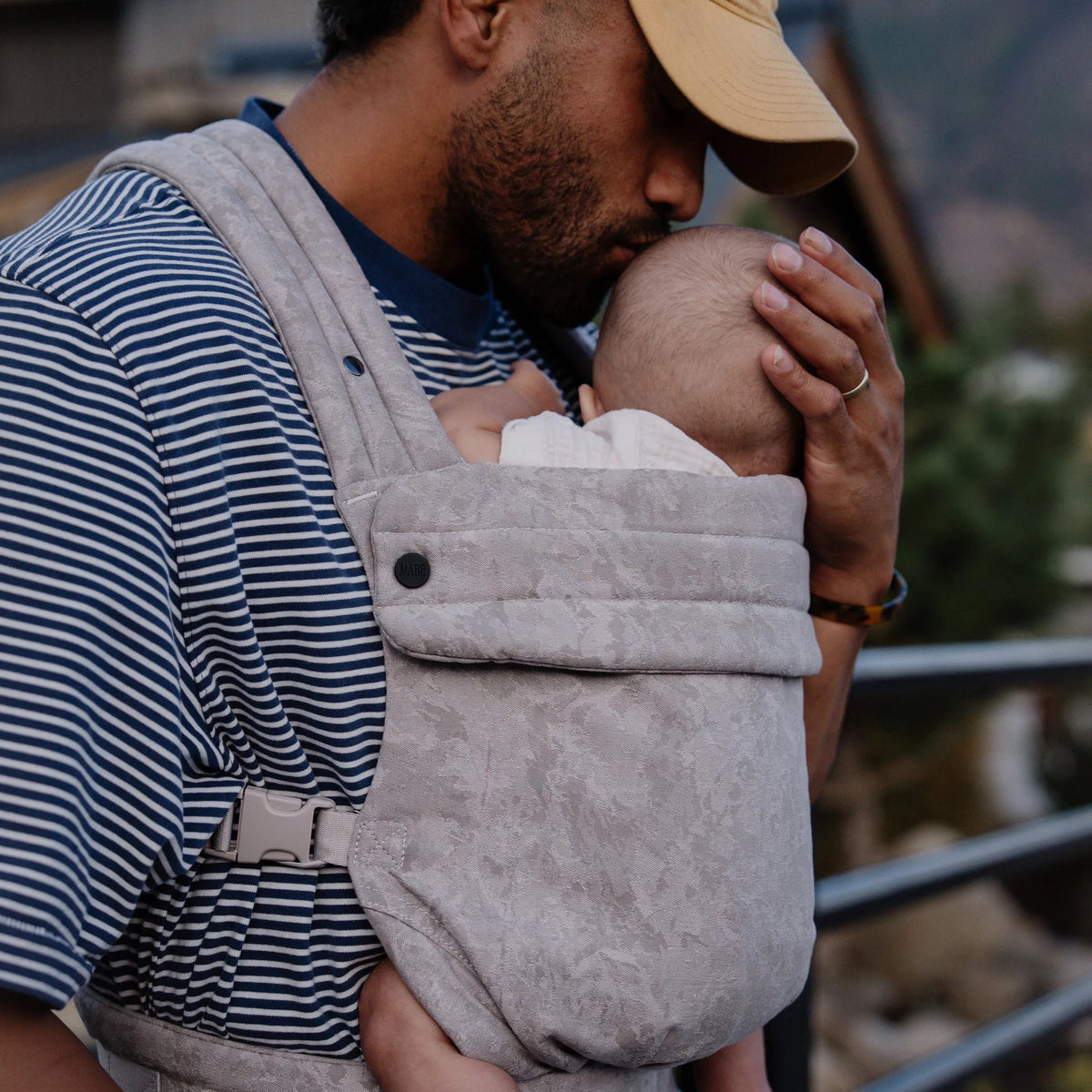 Mabē Monarch Carrier - Ashland Camo Lifestyle 2