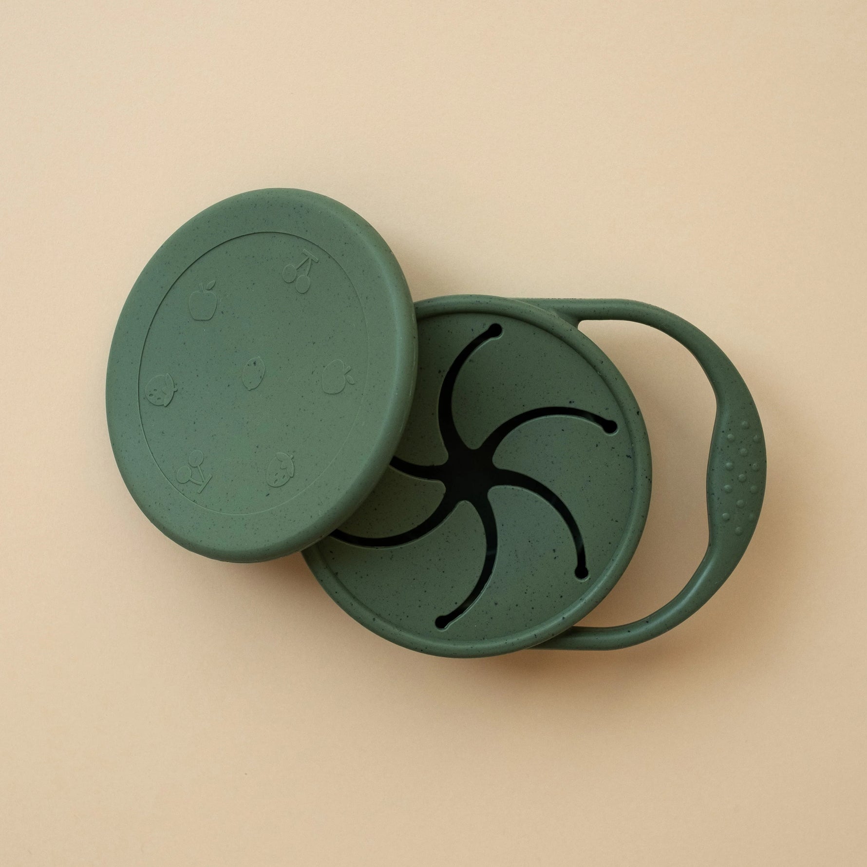 Leaf - Minika Collapsible Silicone Snack Cup & Lid