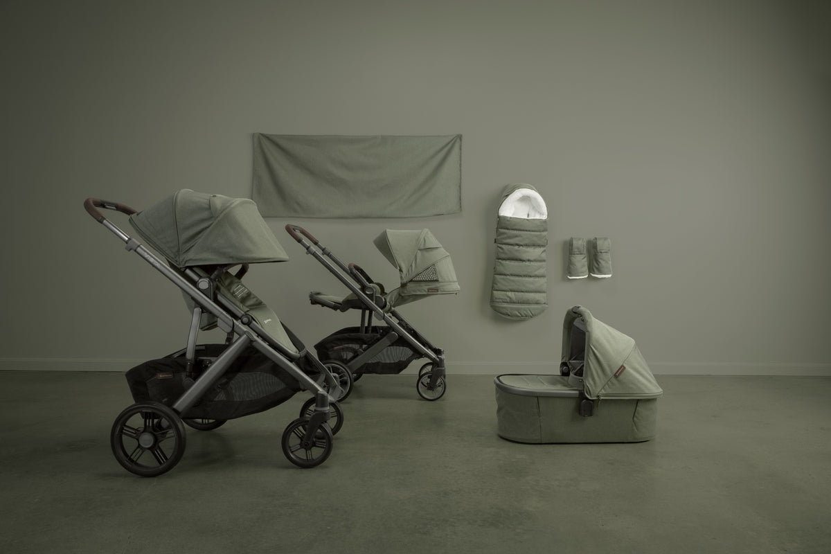 UPPAbaby Vista V3 Stroller - Evelyn (Meadow Green/Graphite Frame/Chestnut Leather) - Fashion Story Collection