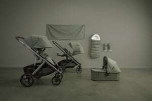 UPPAbaby Vista V3 Stroller - Evelyn (Meadow Green/Graphite Frame/Chestnut Leather) - Fashion Story Collection