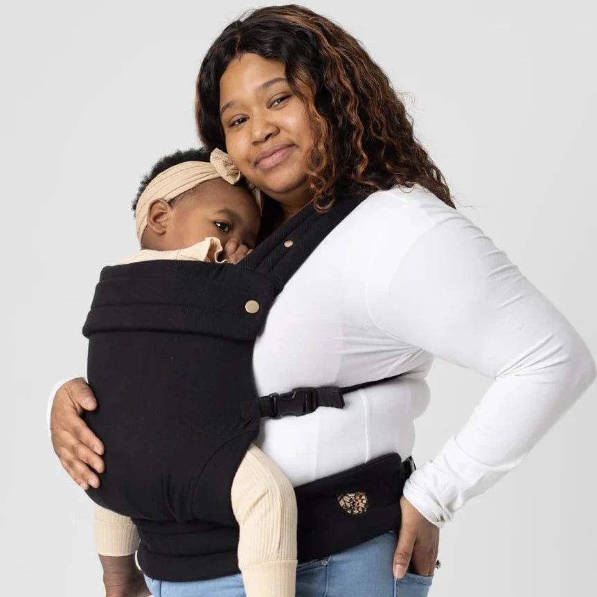 Mabē Monarch Carrier - Ebony Lifestyle 4