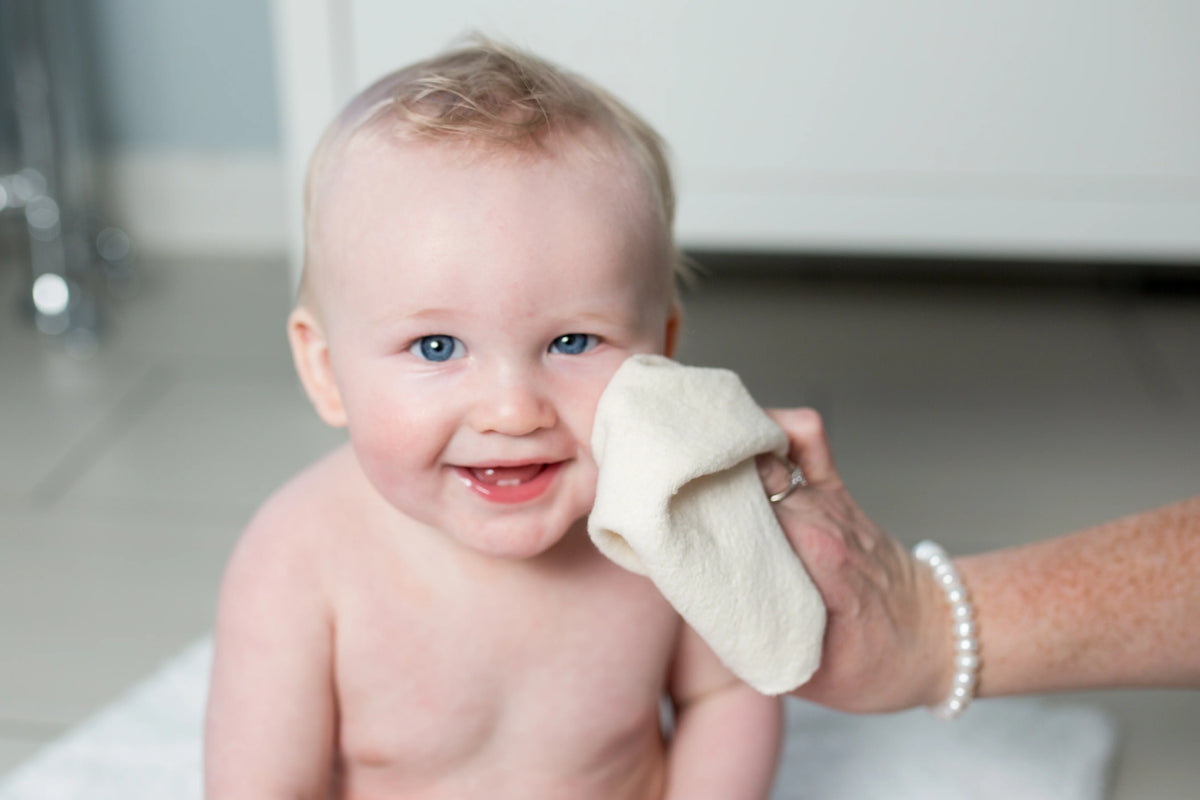 Lulujo Organic Cotton Washcloths/Facecloths 4 PK Lifestyle