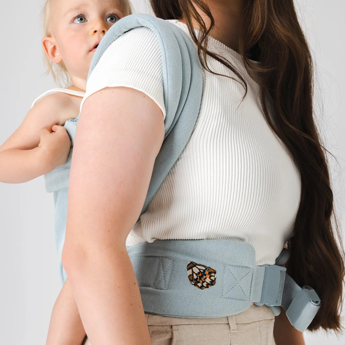 Mabē Monarch Carrier - Dream Wash Denim Lifestyle 4