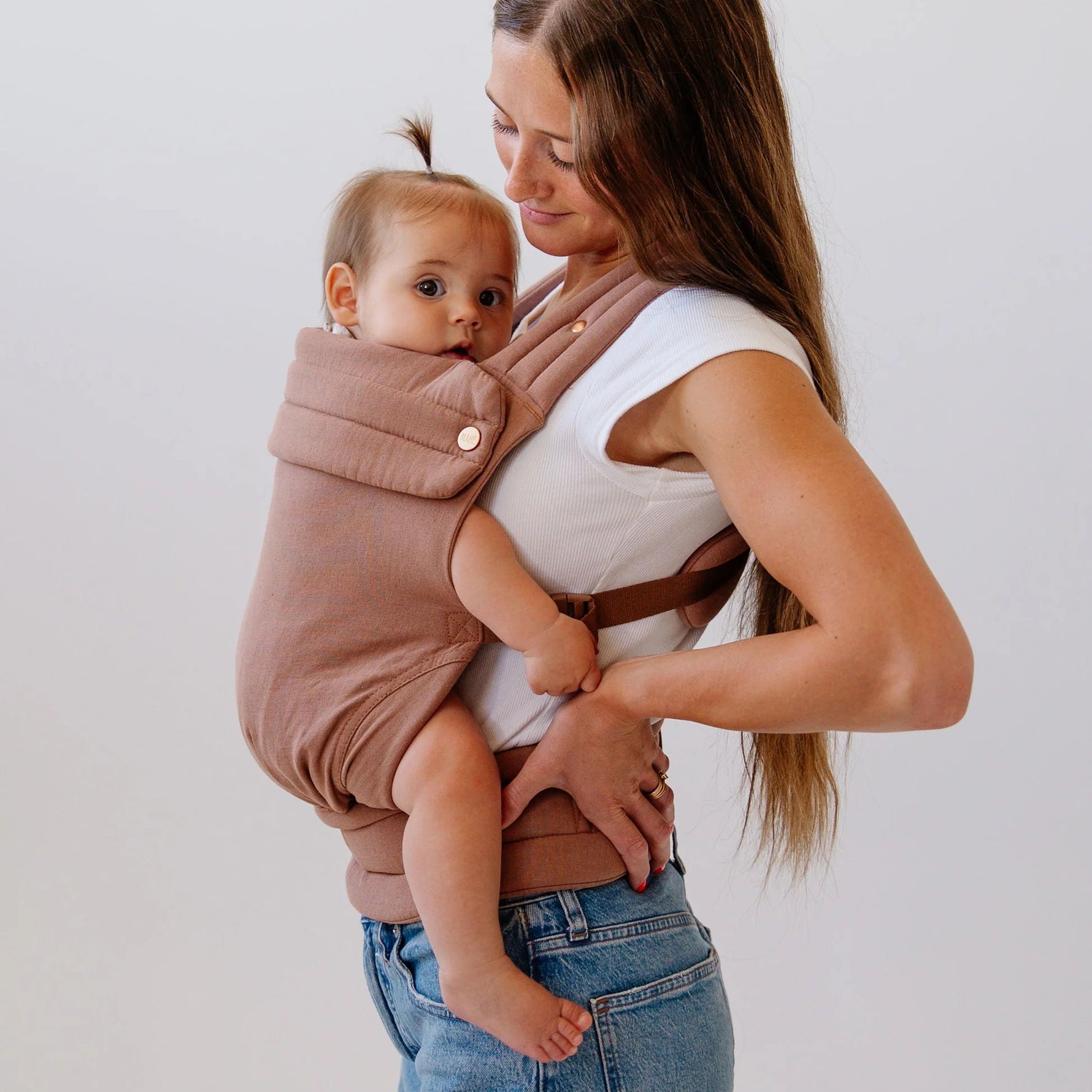 Mabē Monarch Carrier - Mocha Lifestyle 2 Baby Front Facing In Carry Mode Side View