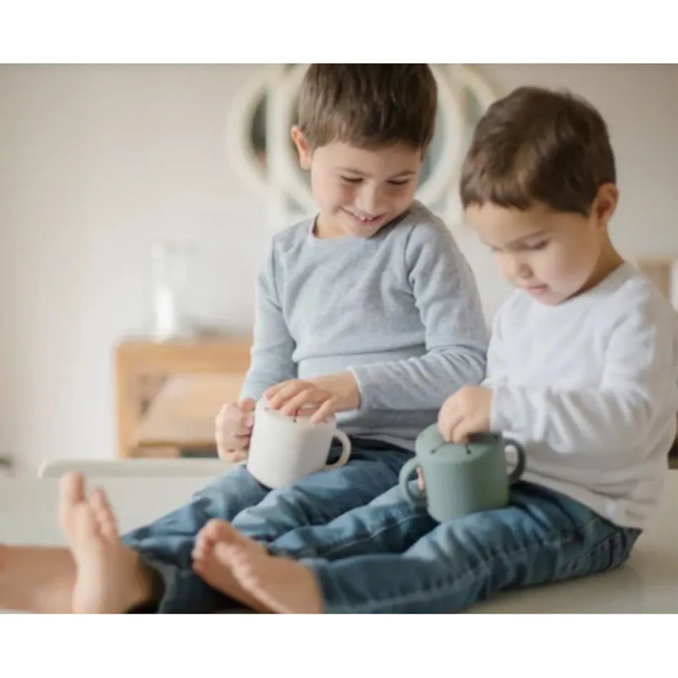 Leaf Snack Cup Silicone Noüka Silicone Snack Cup Leaf