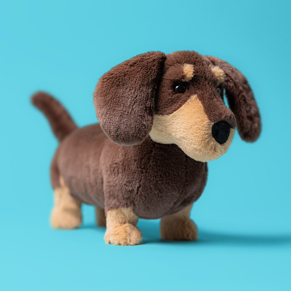 Jellycat Otto Sausage Dog - Lifestyle