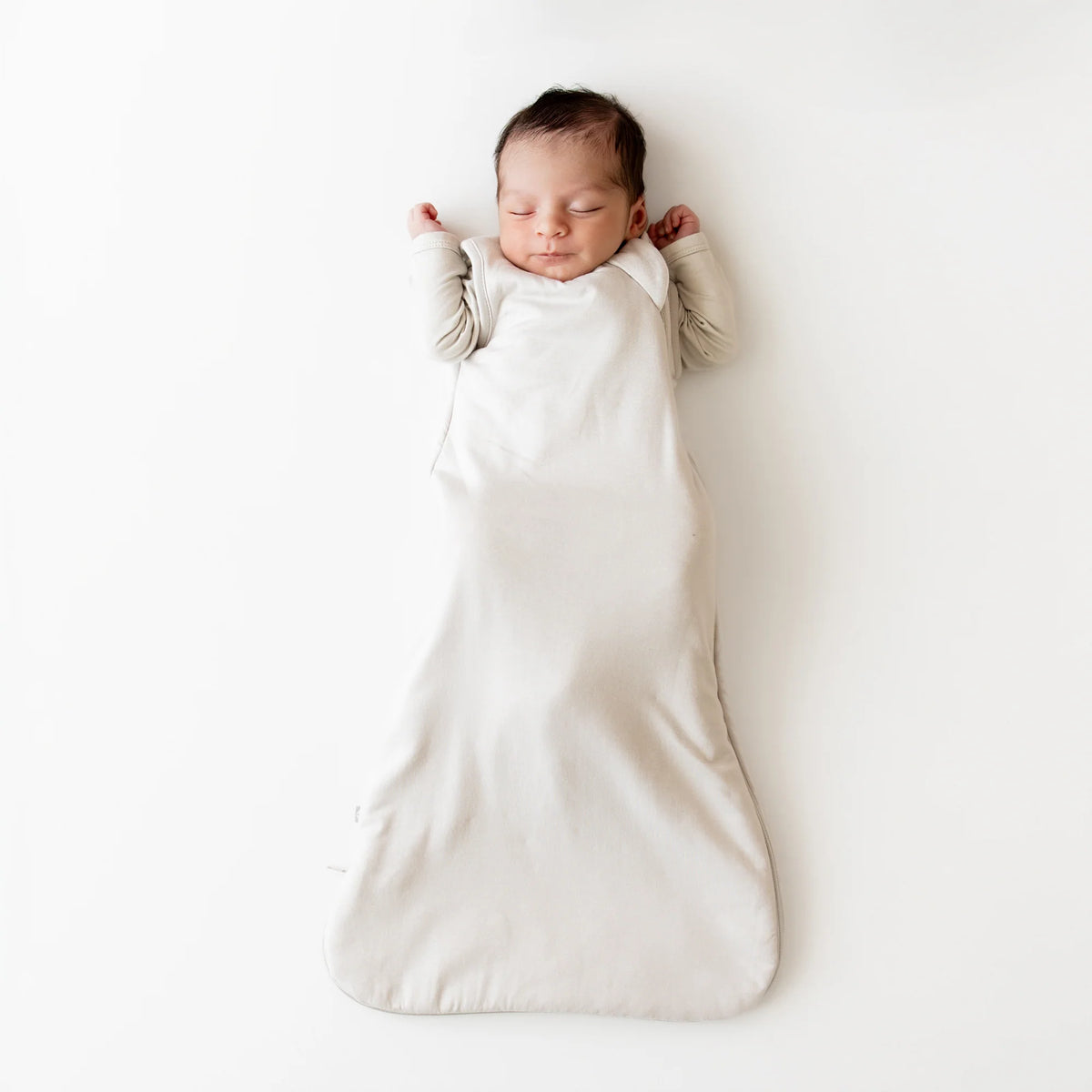 Kyte BABY 1.0 TOG Sleep Bag - Oat Lifestyle 3