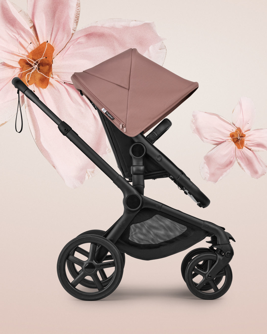 Bugaboo Fox 5 Renew/Kangaroo Sun Canopy Lifestyle